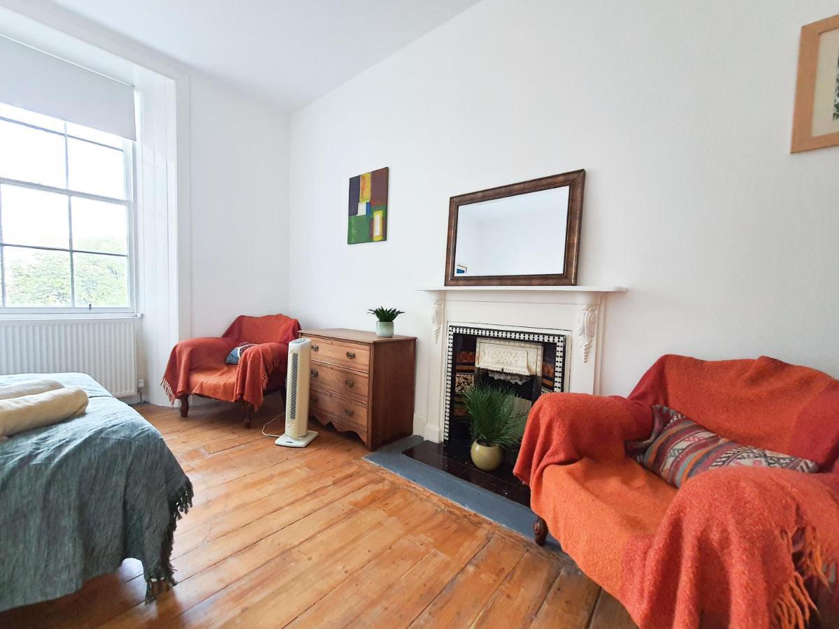Edinburgh Charming Old Town Apartment Exterior foto